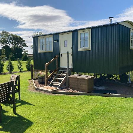 The Hawthorn Shepherds Hut Eyemouth Exterior photo